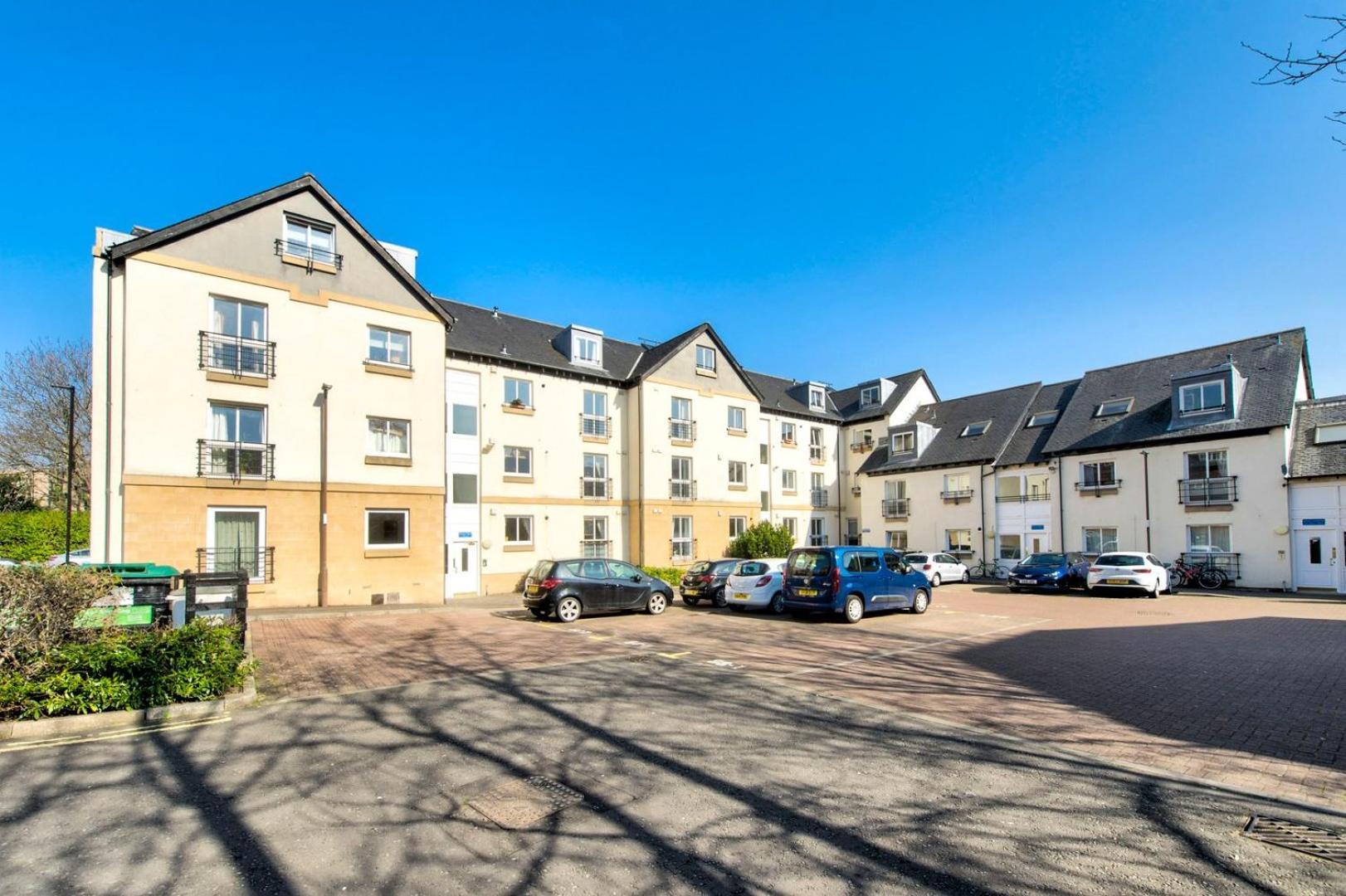 Guestready - Nice 3Bdr Apart W/ Private Parking Edinburgh Exterior photo